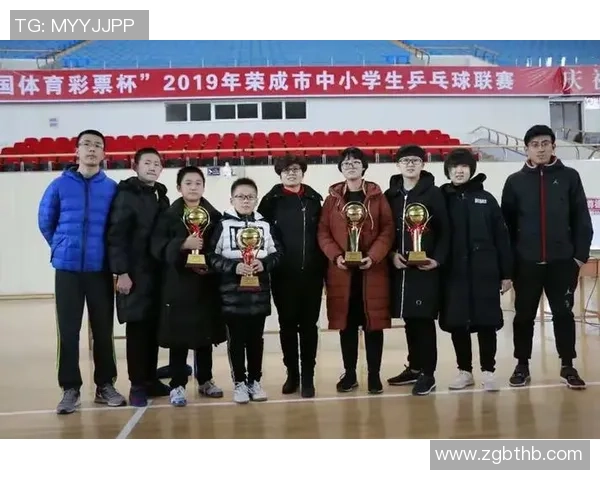 重庆网球队的拼搏故事：从青涩梦想到荣耀赛场的奋斗历程